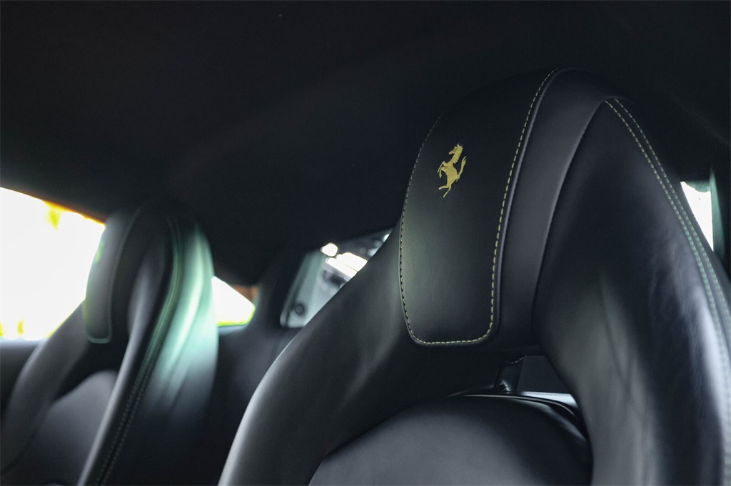 2016 Ferrari 488 GTB photo 36