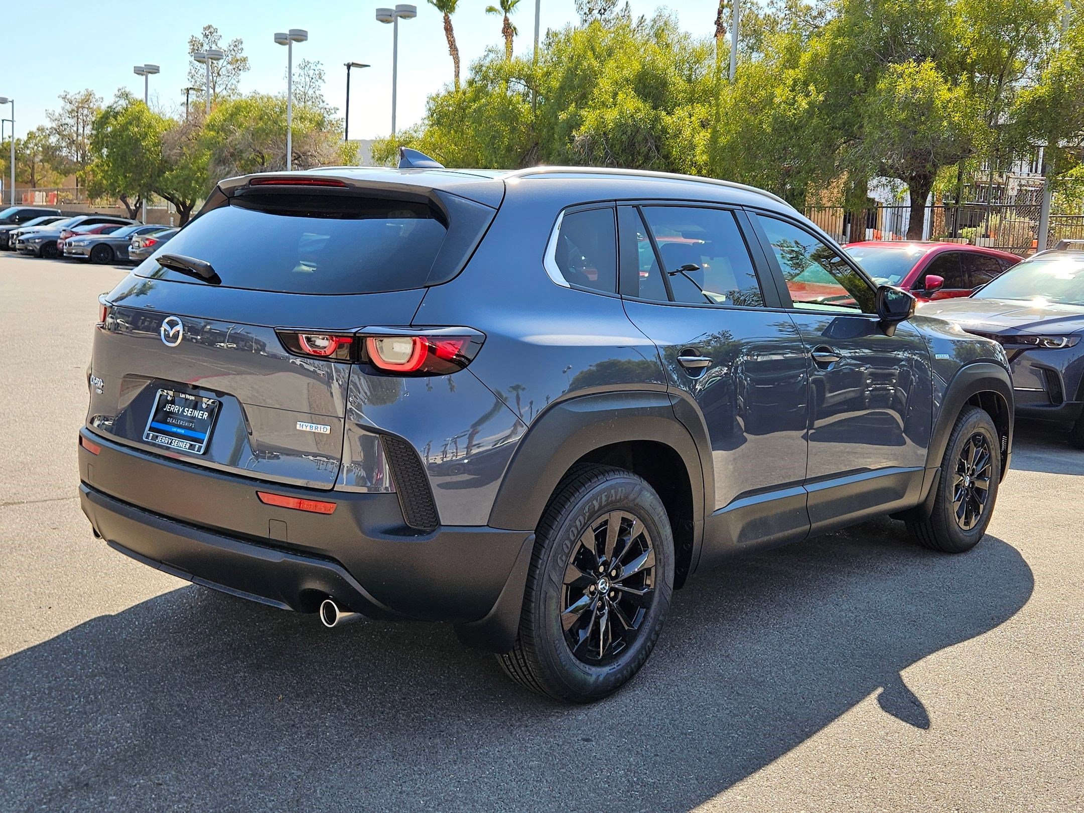 2025 Mazda CX-50 Preferred photo 5