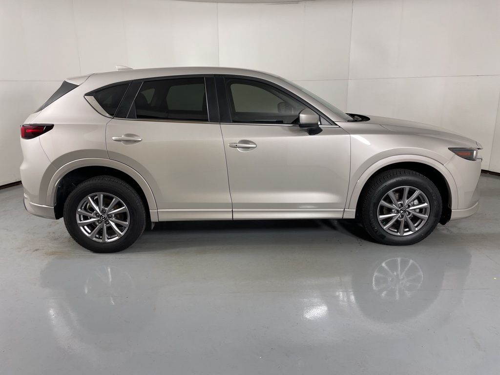 2024 Mazda CX-5 2.5 Select photo 9