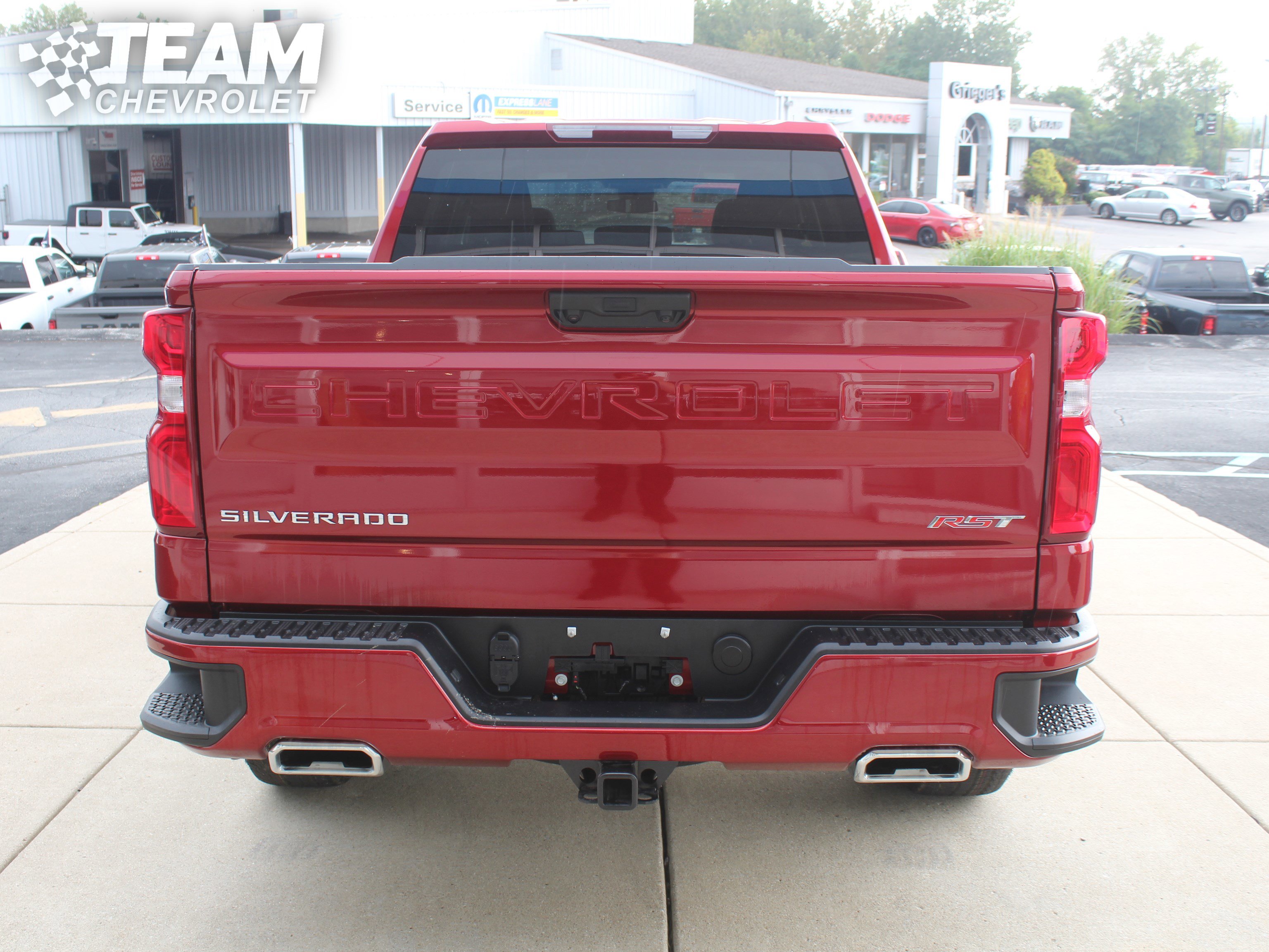 2026 Chevrolet Silverado 1500 RST photo 4