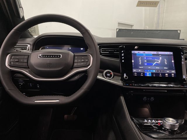 Certified Used 2024 Baltic Gray Metallic Clearcoat Jeep Series II image 5