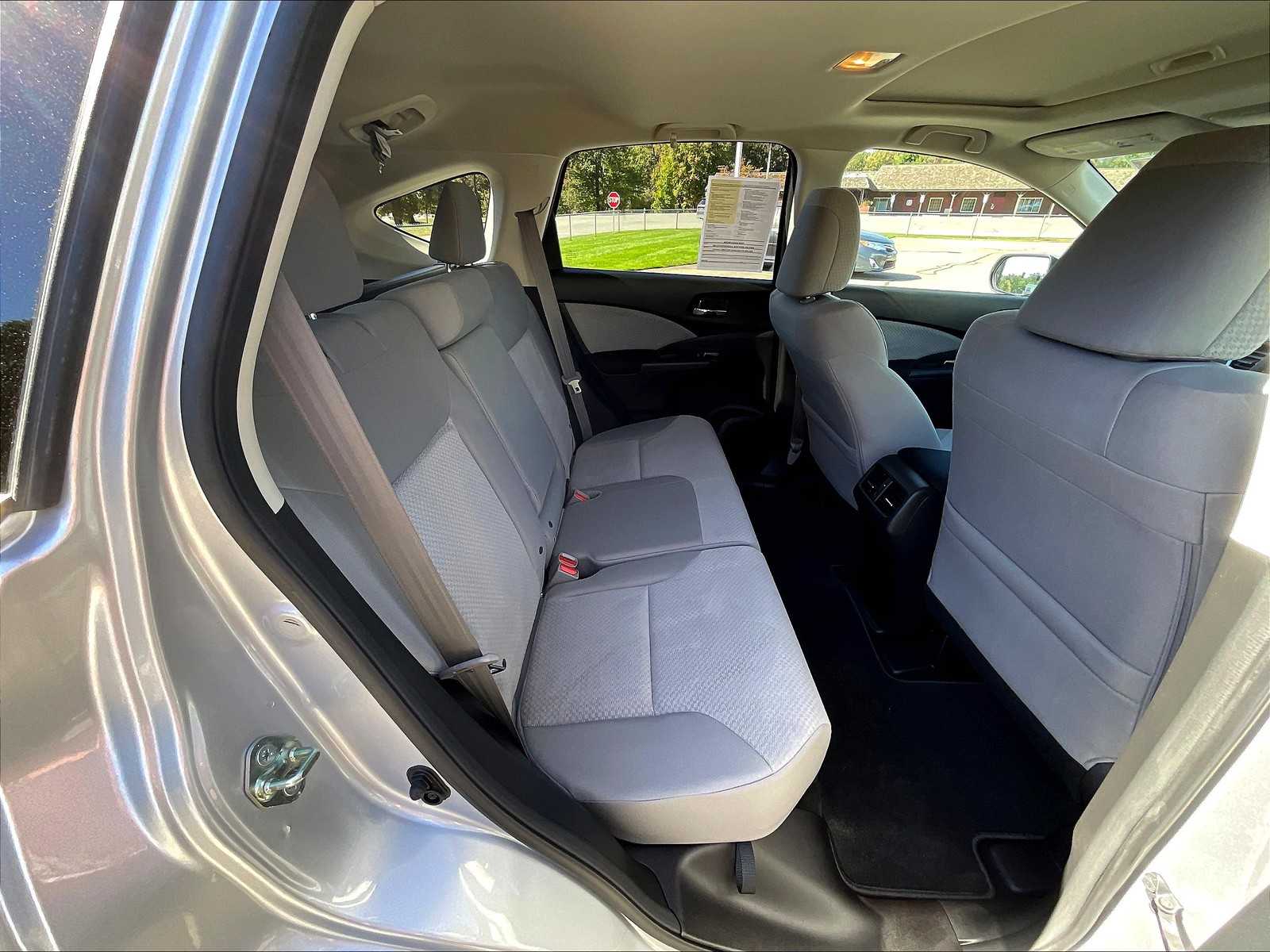 2016 Honda CR-V EX photo 27