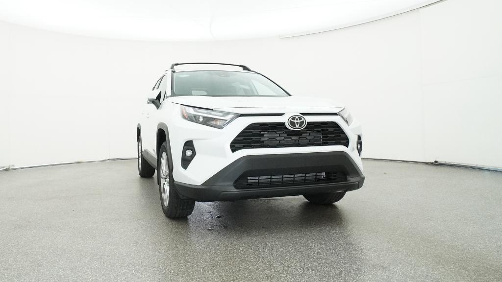 2025 Toyota RAV4 XLE Premium photo 31