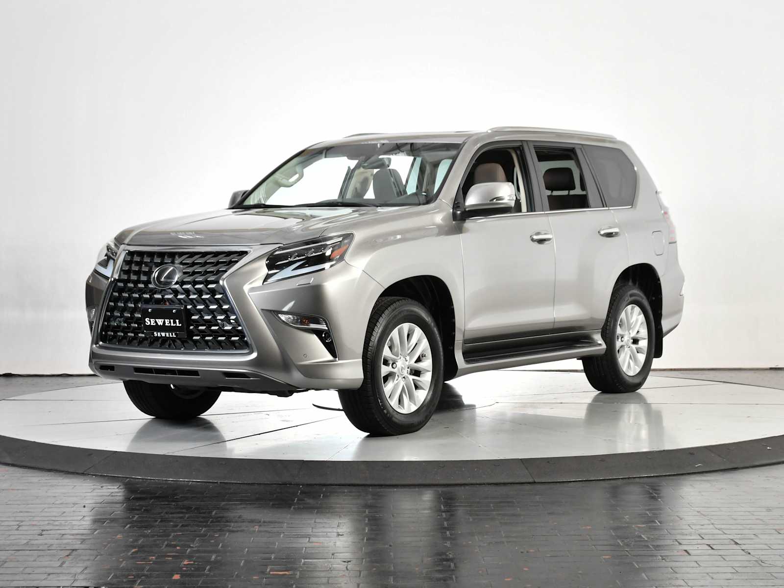 2021 Lexus GX Base's photo
