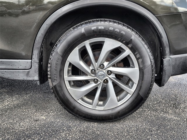 2014 Nissan Rogue SL photo 10