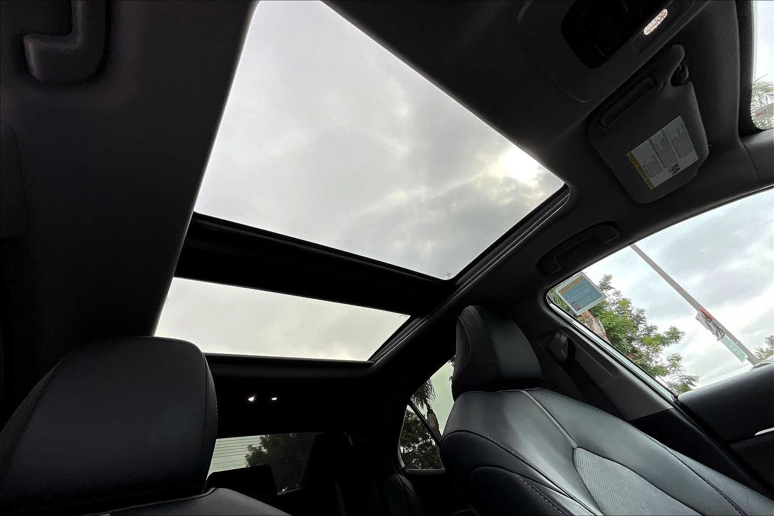 2024 Toyota Camry XSE V6 photo 12