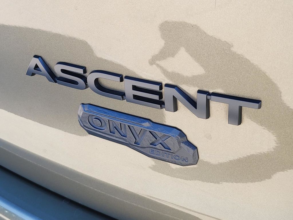 2023 Subaru Ascent Onyx Edition photo 5