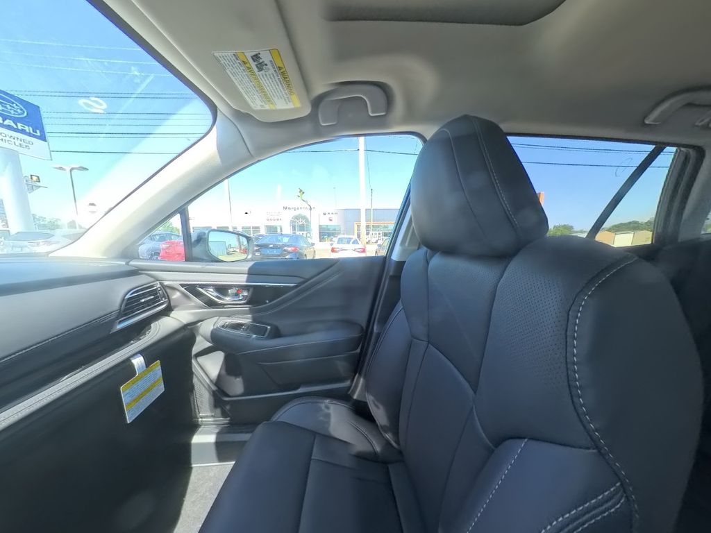 2025 Subaru Outback Limited photo 20