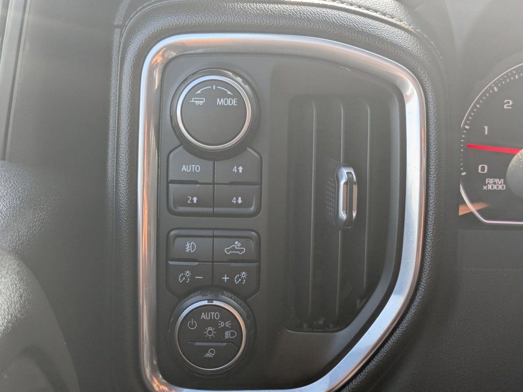 2022 Chevrolet Silverado 3500HD LTZ photo 18