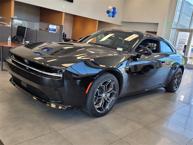 2025 Dodge Charger R/T photo 3