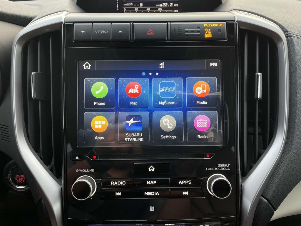 2022 Subaru Ascent Touring photo 17