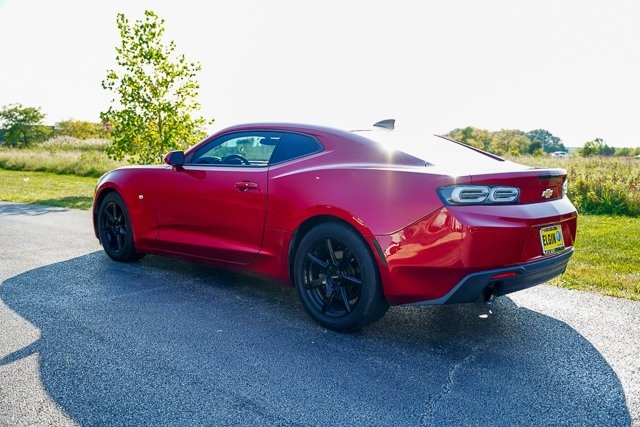 2016 Chevrolet Camaro 1LT photo 21