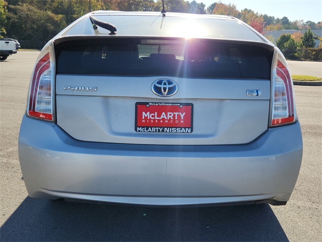 2013 Toyota Prius Two photo 2