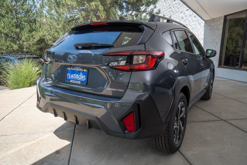 2025 Subaru Crosstrek Premium photo 2
