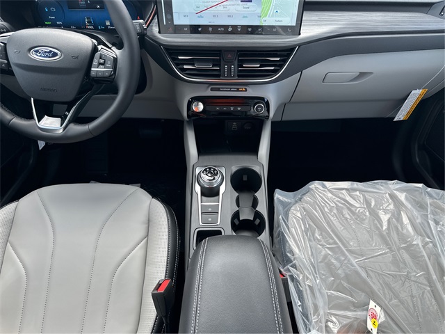 2025 Ford Escape Plug-In Hybrid photo 18