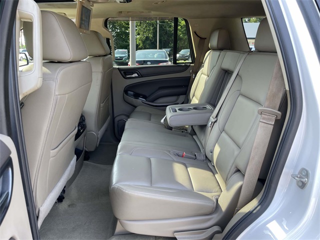 2016 Chevrolet Tahoe LT photo 12