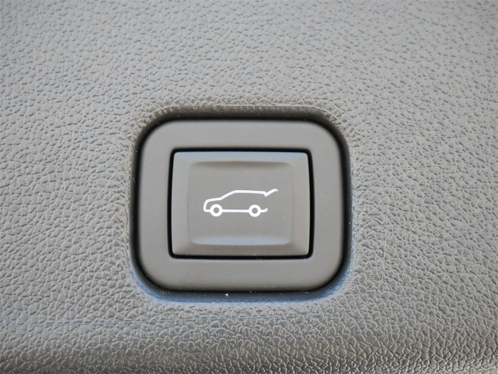 2025 Chevrolet Traverse High Country photo 5
