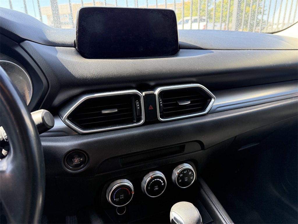 2019 Mazda CX-5 Sport photo 3