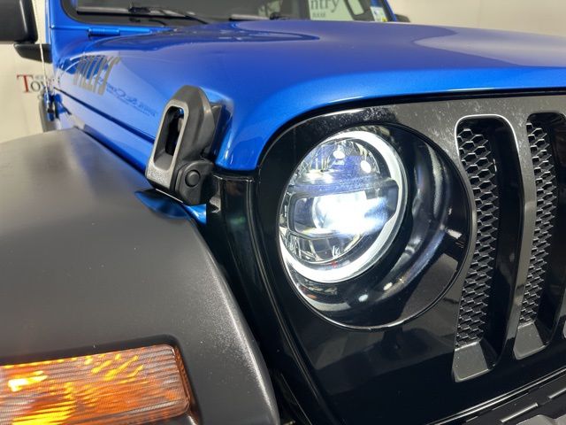 2023 Jeep Wrangler Willys photo 4