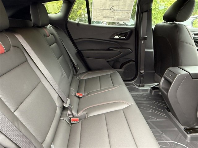 2025 Chevrolet Trax photo 16