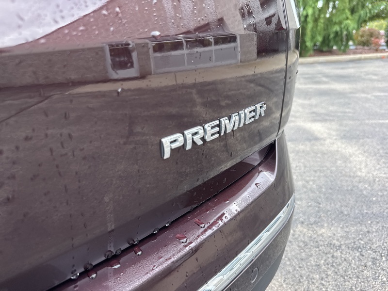 2022 Chevrolet Traverse Premier photo 40