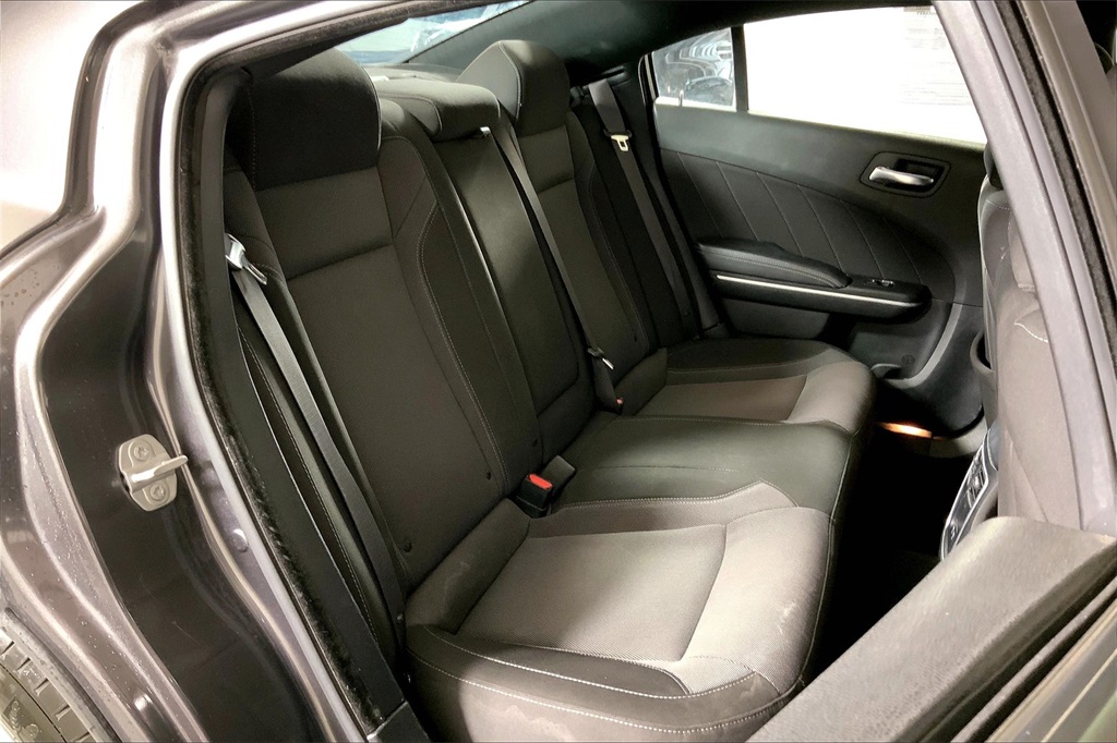 2022 Dodge Charger SXT photo 26