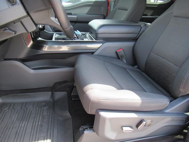 2021 Ford F-150 XLT photo 20