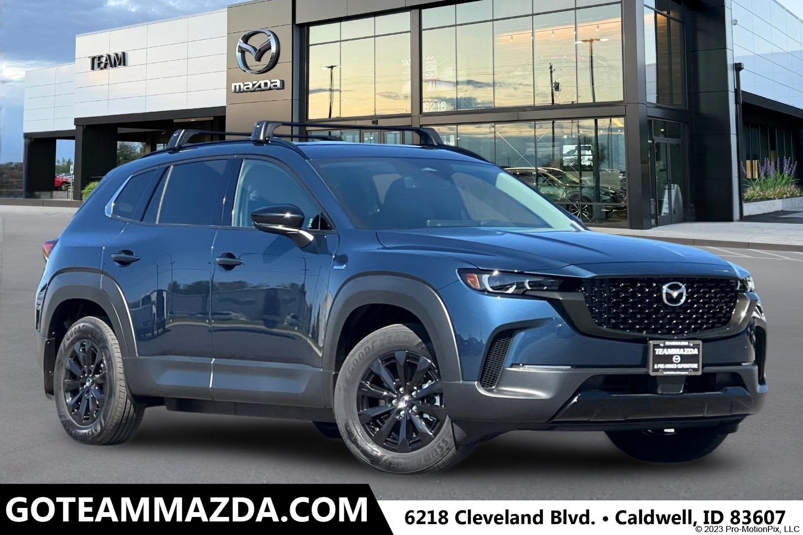 2025 Mazda CX-50 Premium's photo