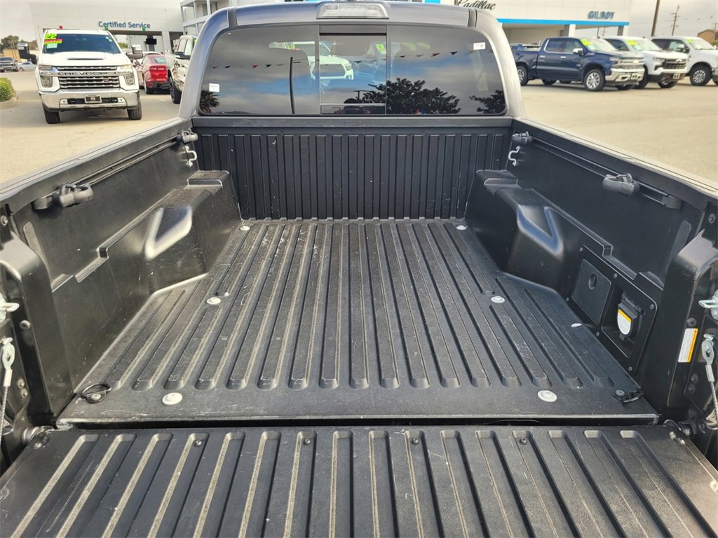 2022 Toyota Tacoma TRD Pro V6 photo 10