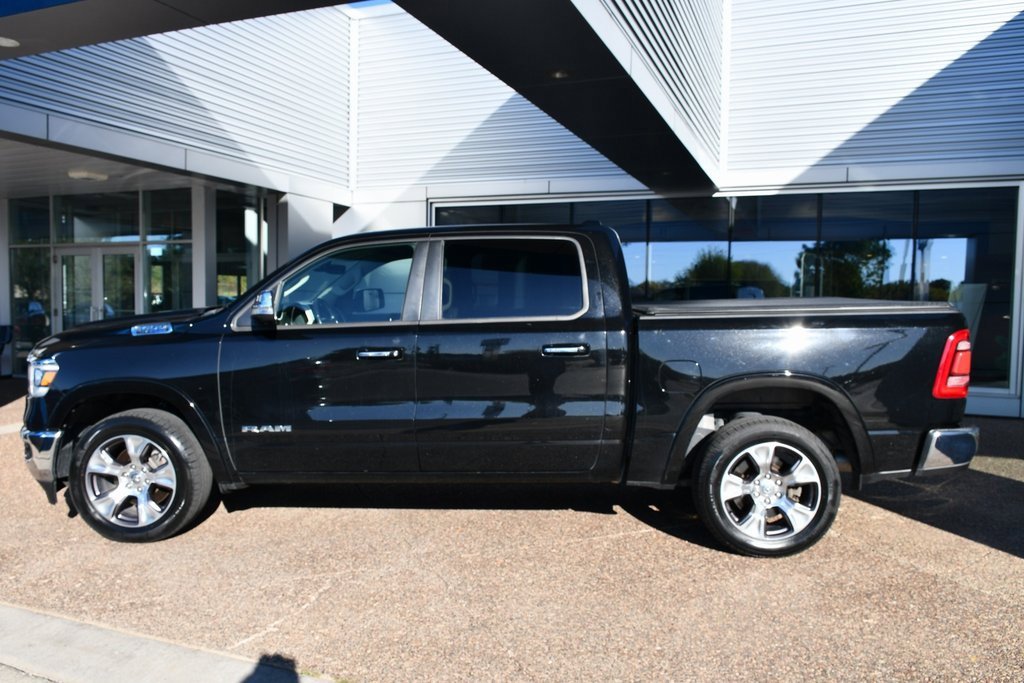 2022 Ram 1500 Laramie photo 2