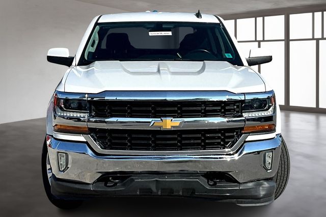 2018 Chevrolet Silverado 1500 LT photo 4
