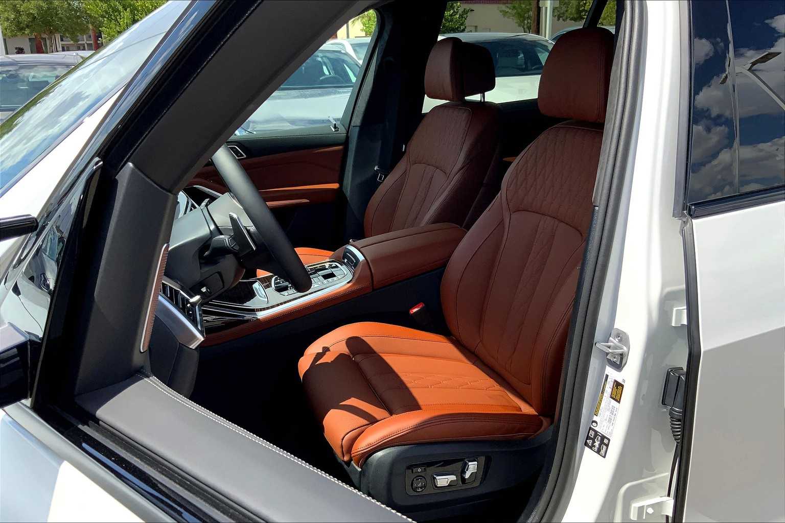 2026 Bmw X7 M60i photo 9