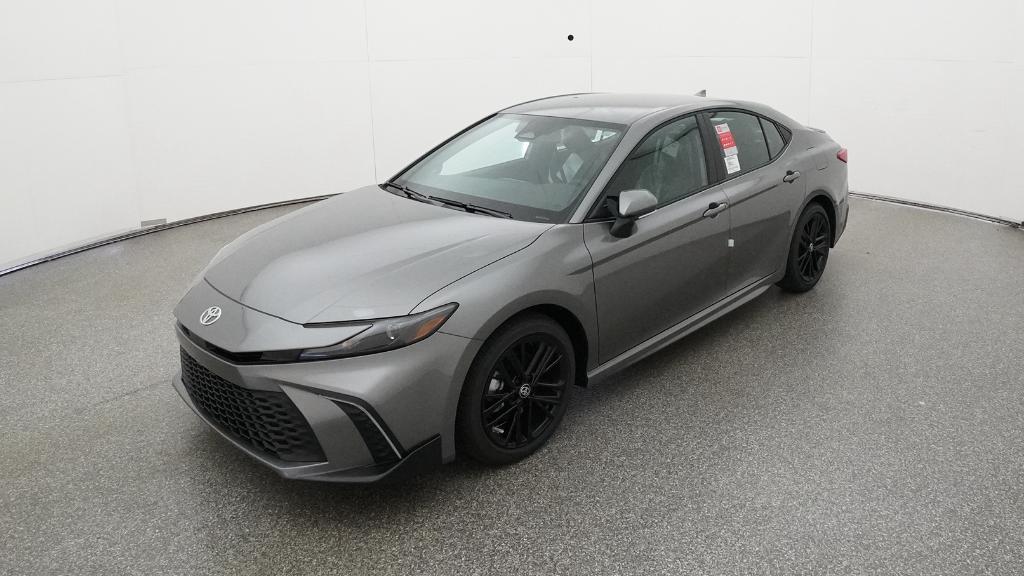2026 Toyota Camry SE's photo