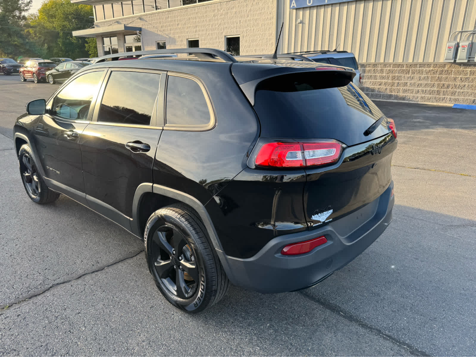 2017 Jeep Cherokee High Altitude photo 7