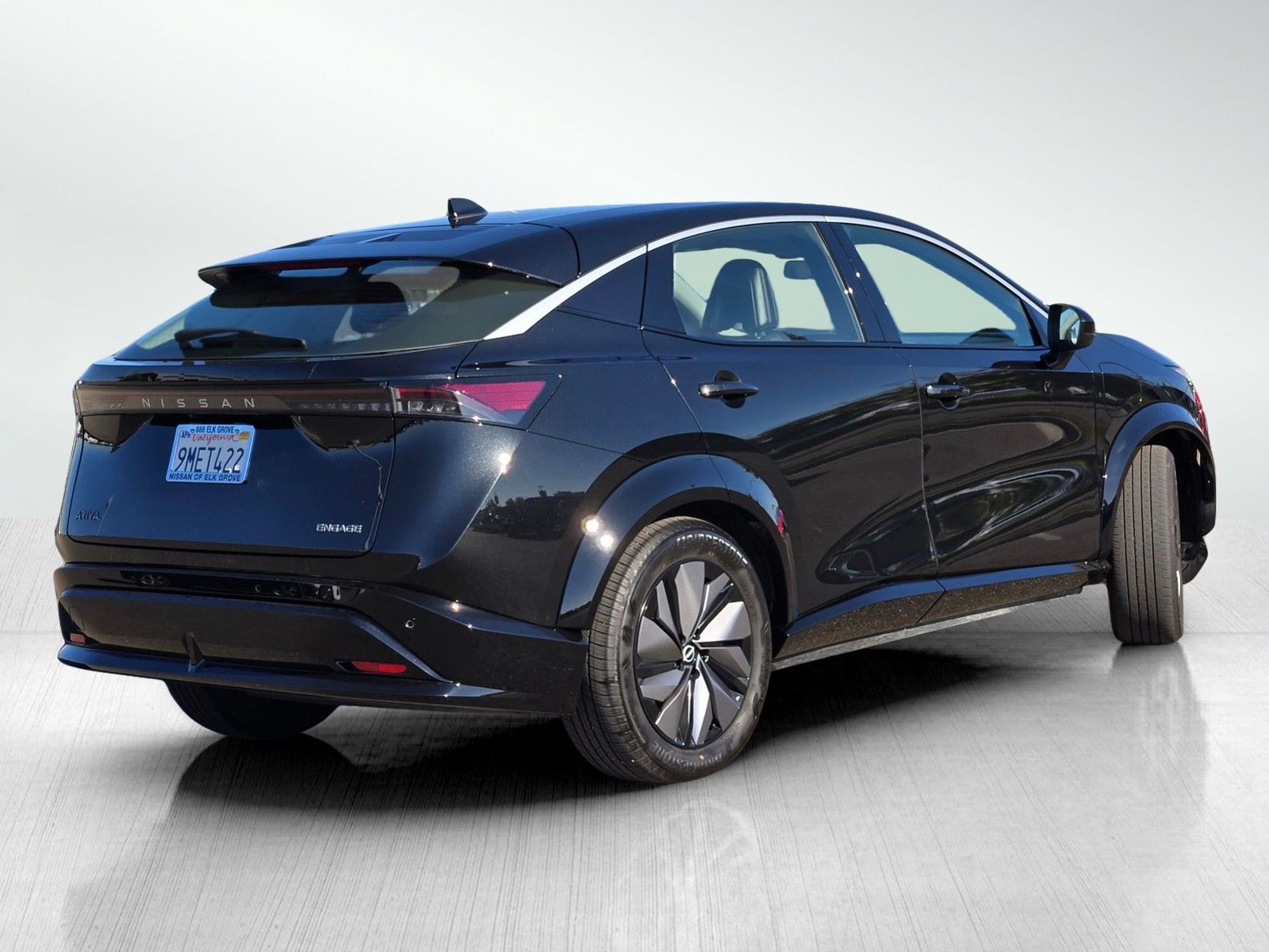 2024 Nissan ARIYA Engage photo 4