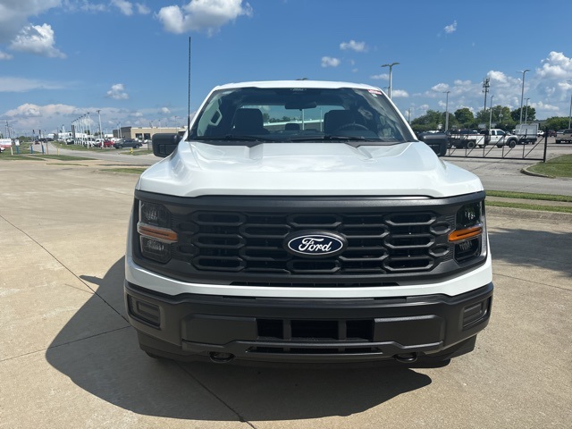 2025 Ford F-150 XL photo 2