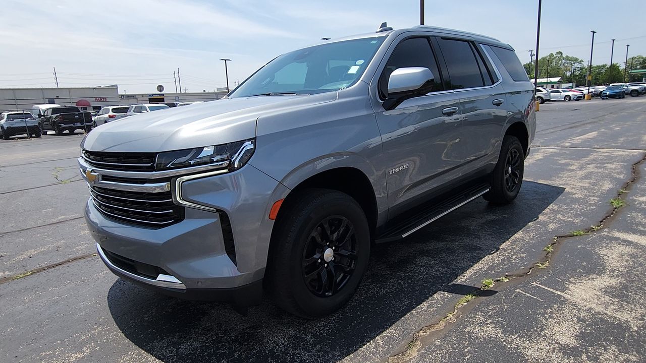 2023 Chevrolet Tahoe LT photo 2