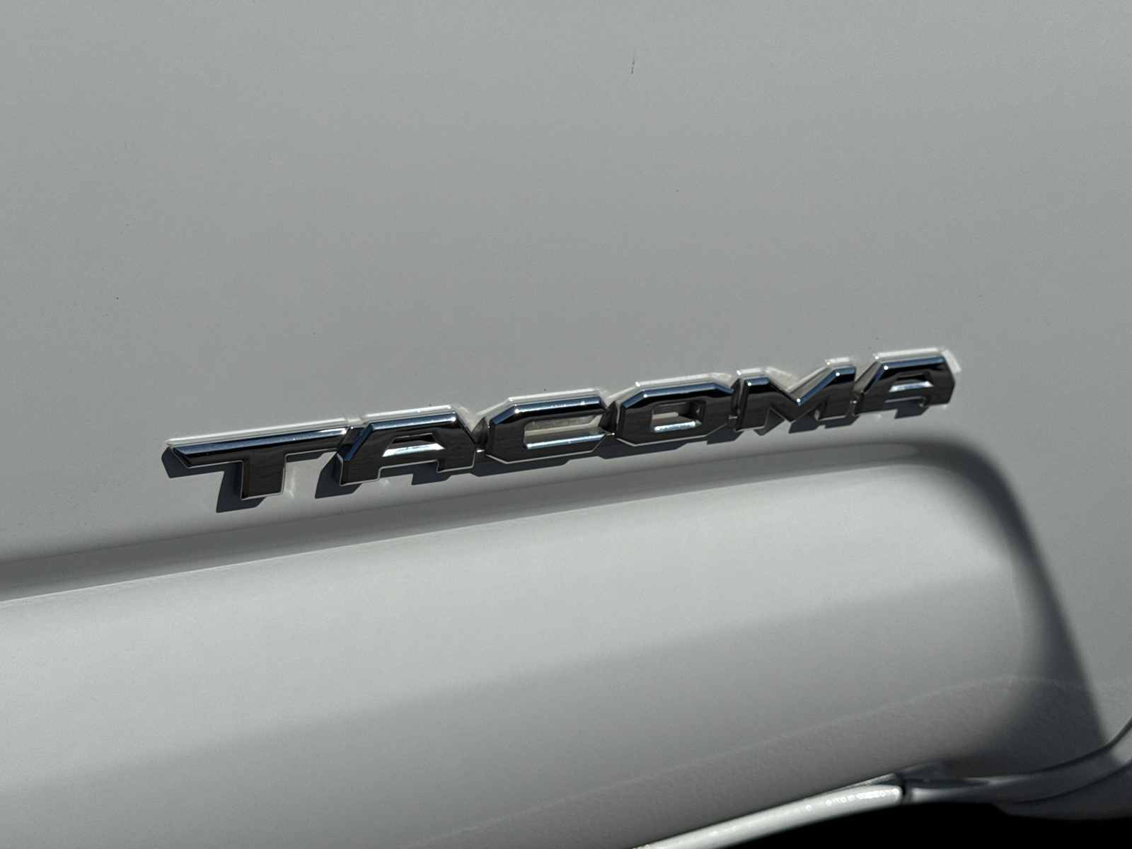 2023 Toyota Tacoma SR5 photo 2
