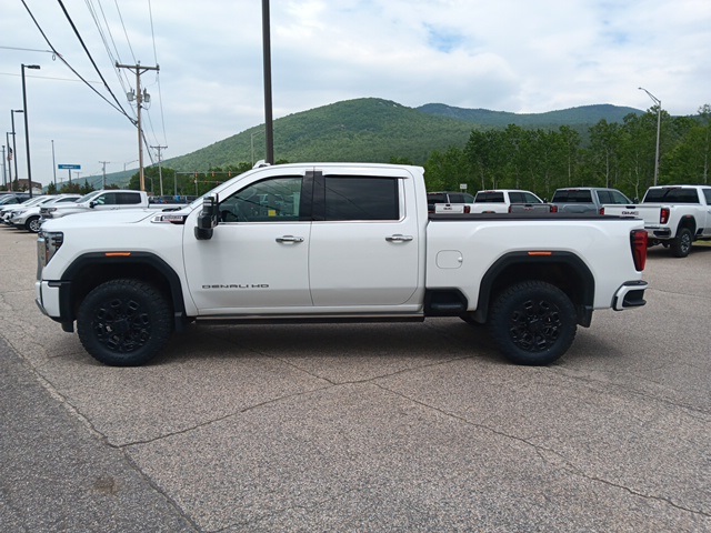 2024 Gmc Sierra 2500 HD Denali photo 3