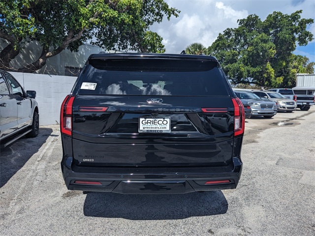 2025 Ford Expedition Platinum MAX photo 9