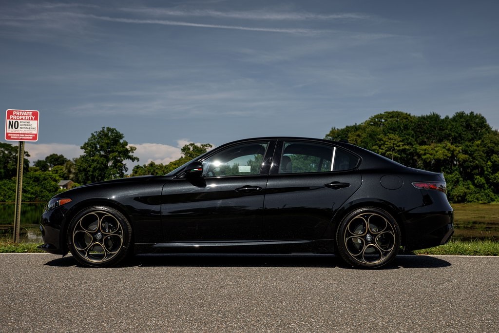 2025 Alfa Romeo Giulia SPRINT photo 6