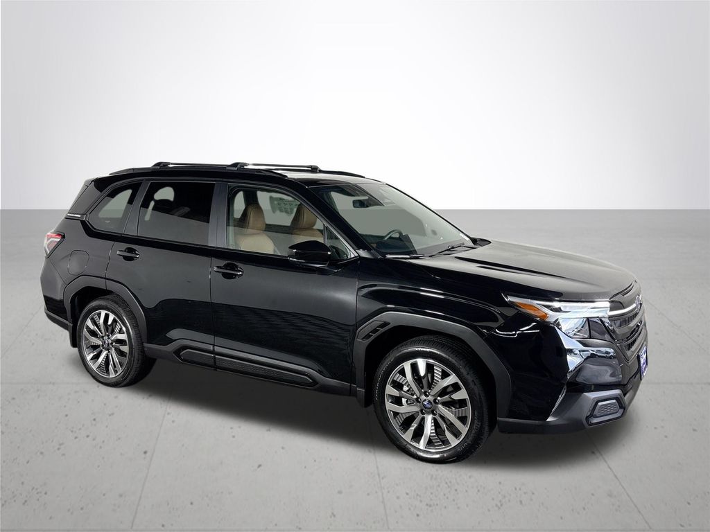 2025 Subaru Forester Touring photo 4
