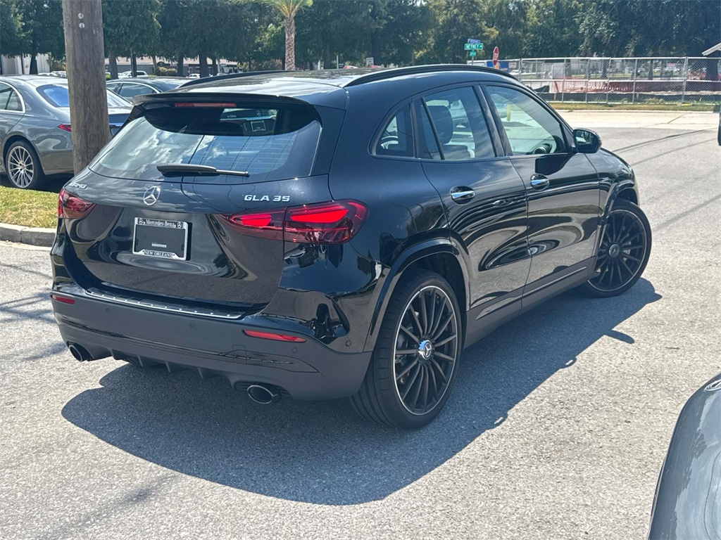 2025 Mercedes Benz GLA AMG 35 4MATIC photo 7