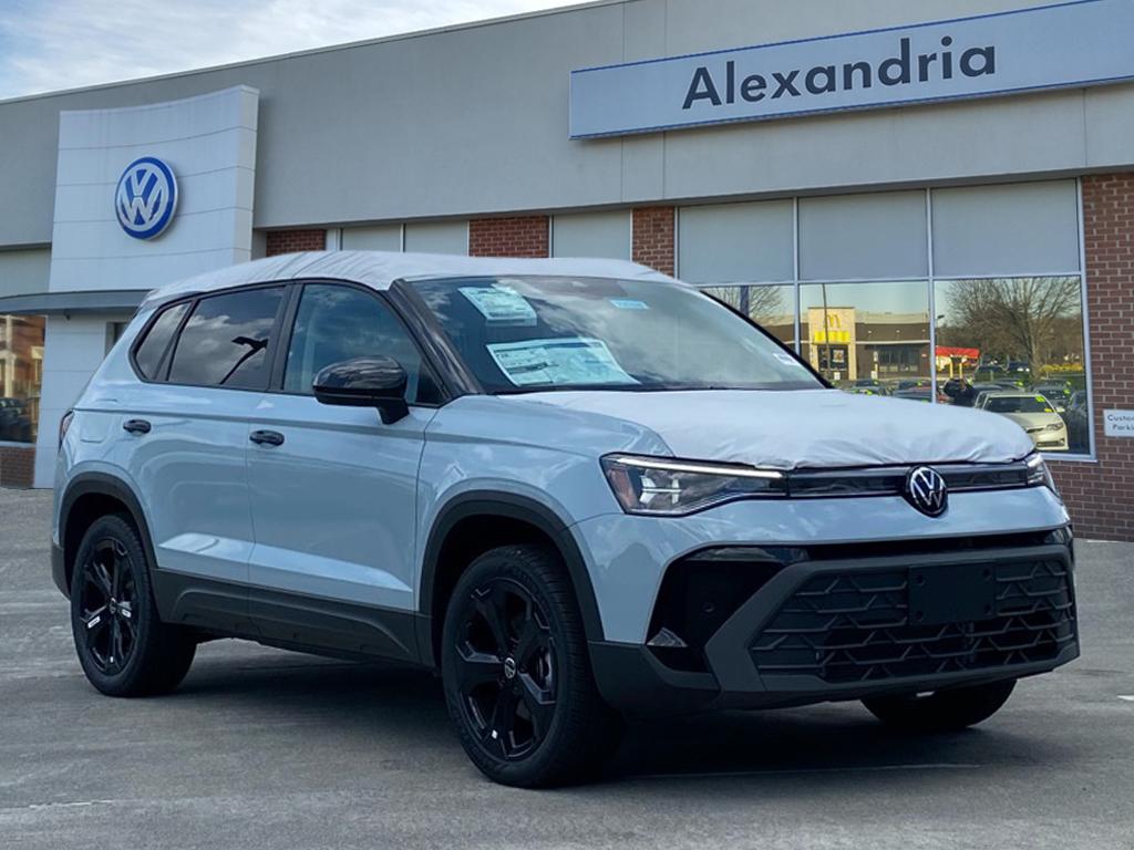 2025 Volkswagen Taos SE Black