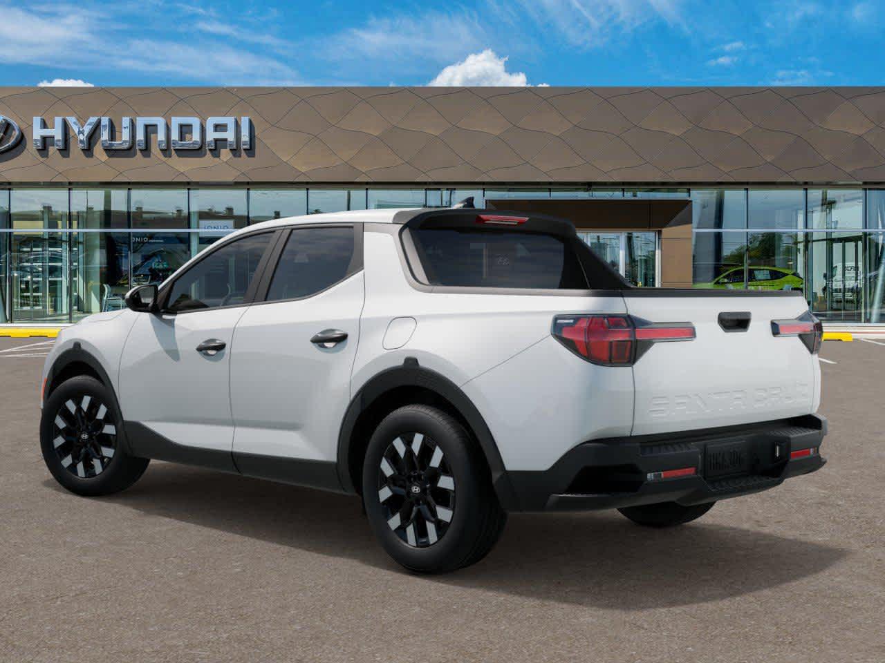 2025 Hyundai Santa Cruz SE photo 2