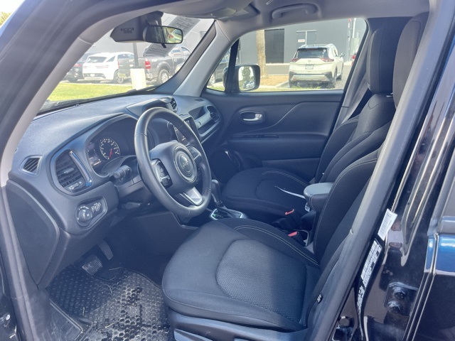 2023 Jeep Renegade Altitude photo 8