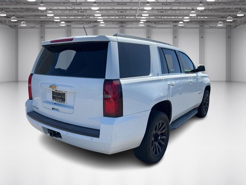 2015 Chevrolet Tahoe LT photo 5