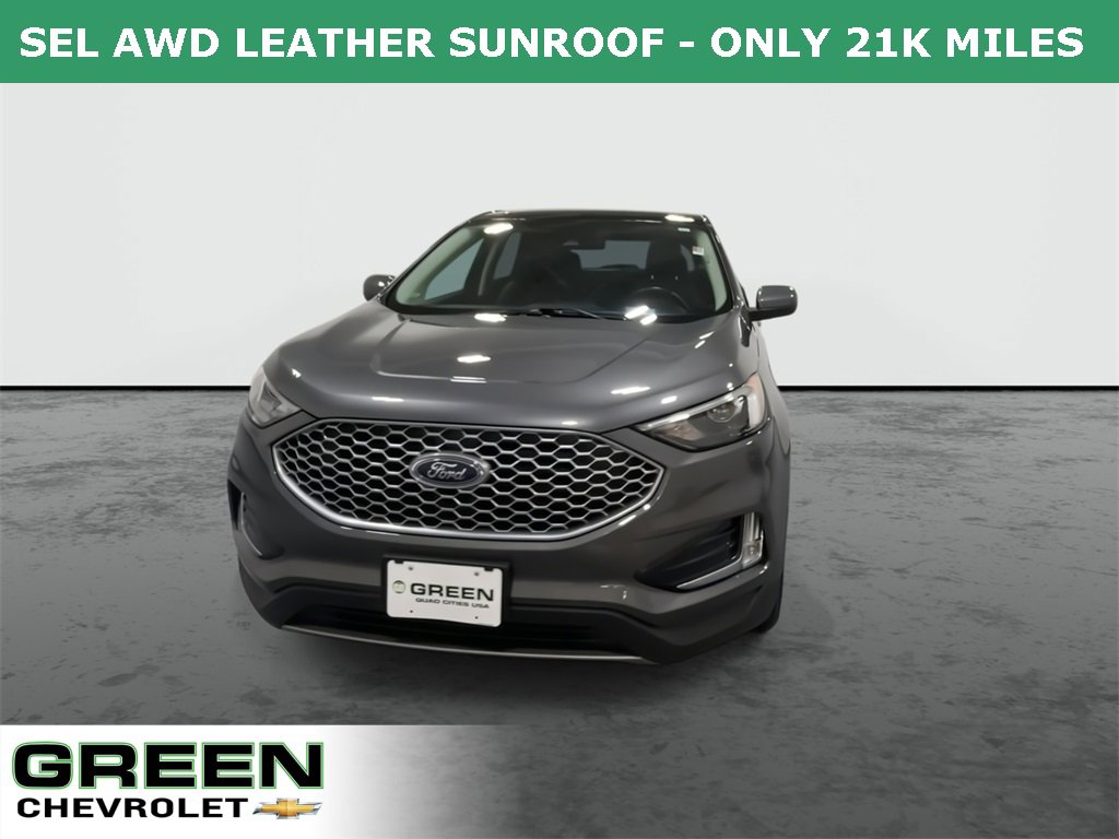 2023 Ford Edge SEL photo 3