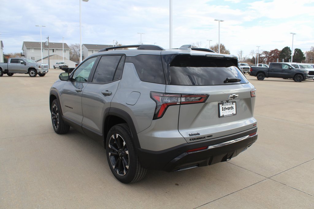 2026 Chevrolet Equinox RS photo 2