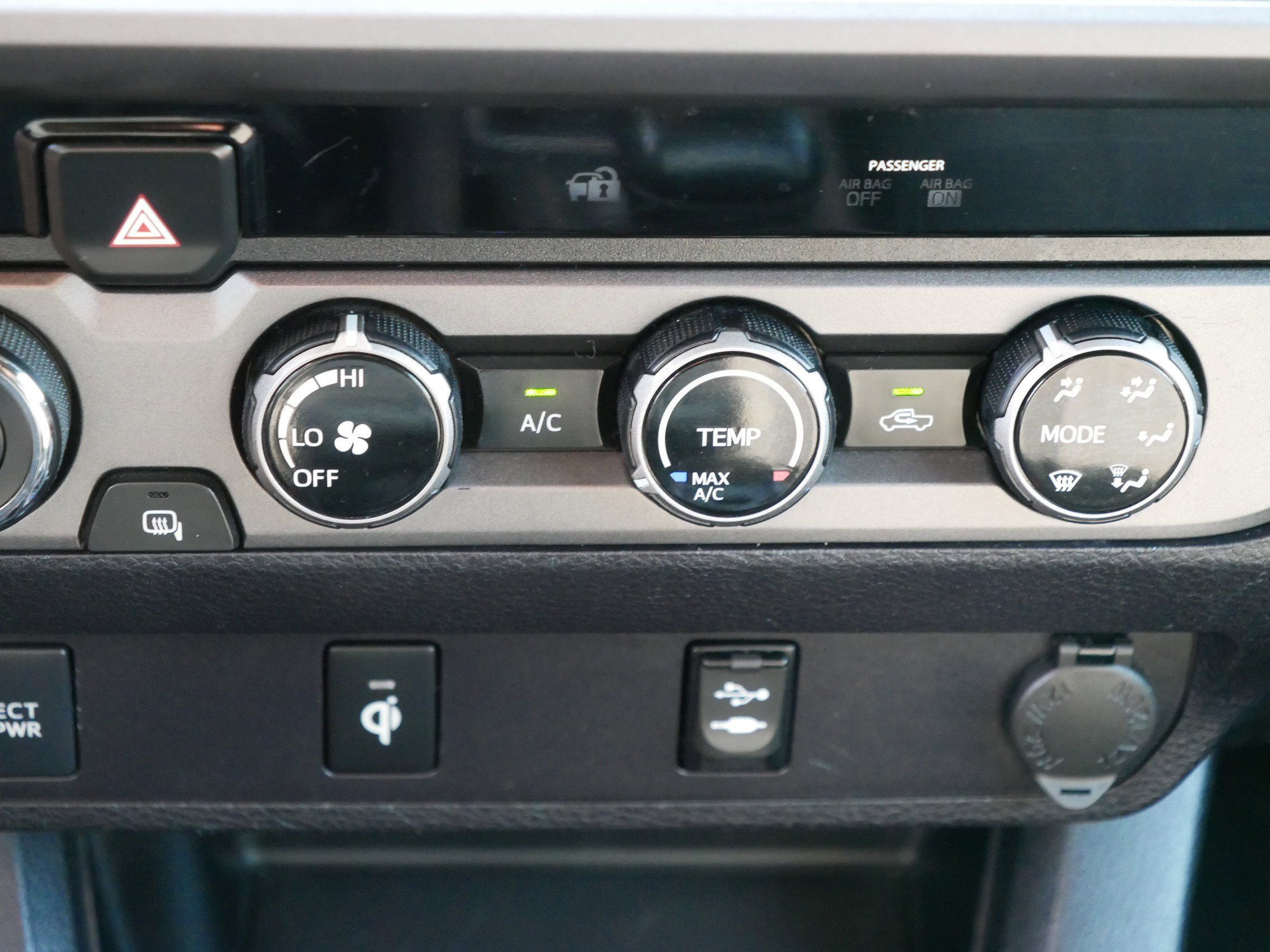 2017 Toyota Tacoma TRD 4x4 photo 22